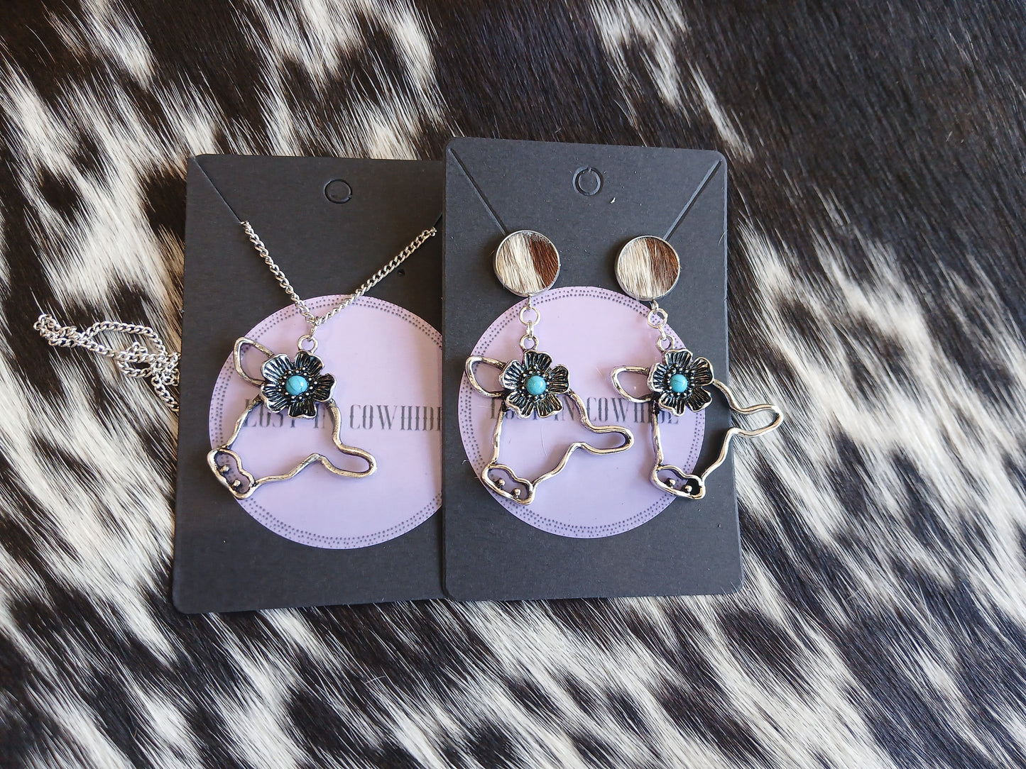 Earrings & necklace set