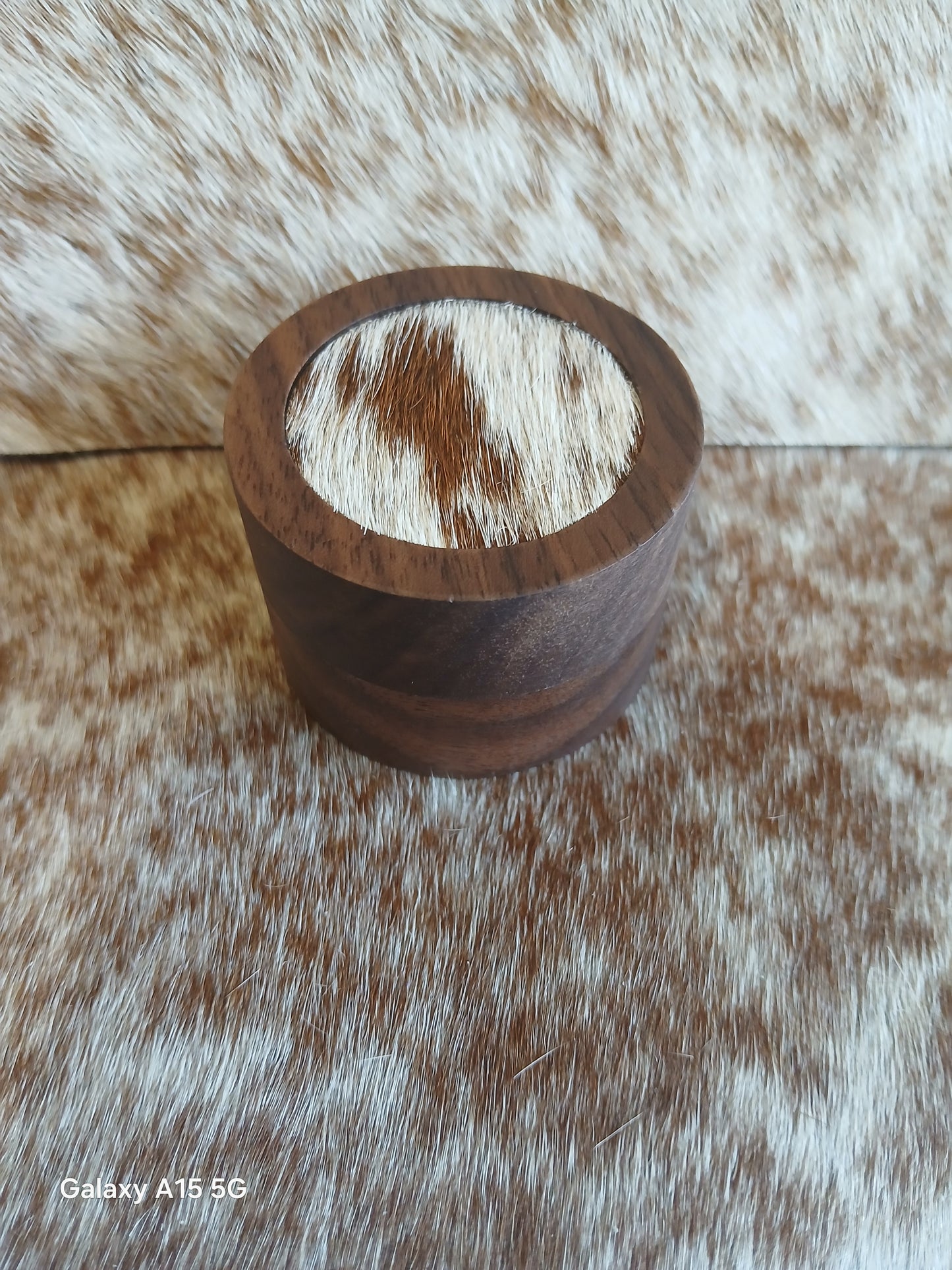 Premium Cowhide Ring Box - Elegant Jewelry Storage