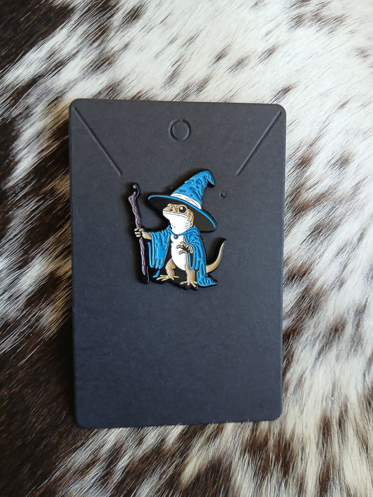 Hat pin #33