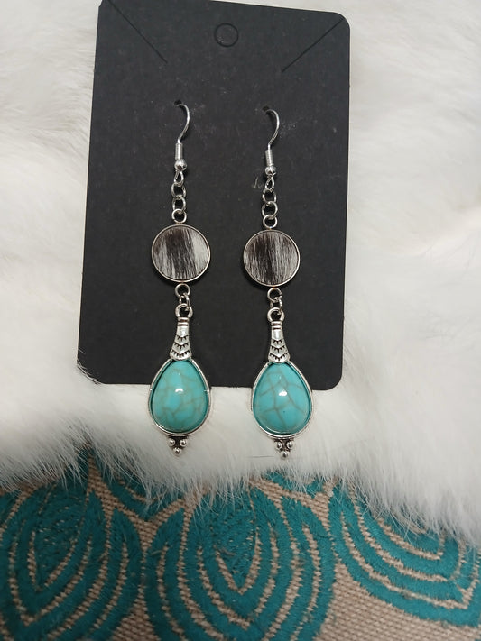 Dangle earrings