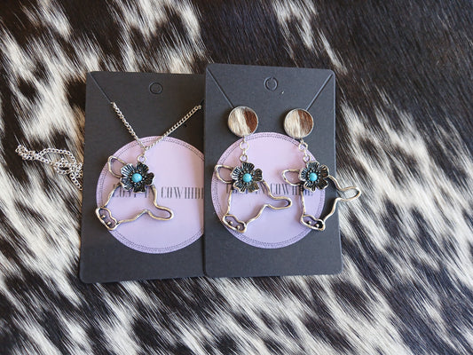 Earrings & necklace set