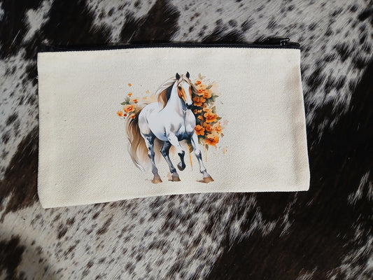 Zip up pouch