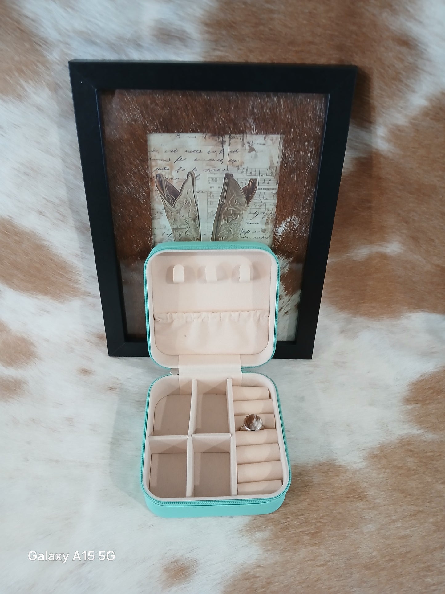 Jewellery case