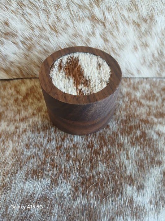 Premium Cowhide Ring Box - Elegant Jewelry Storage