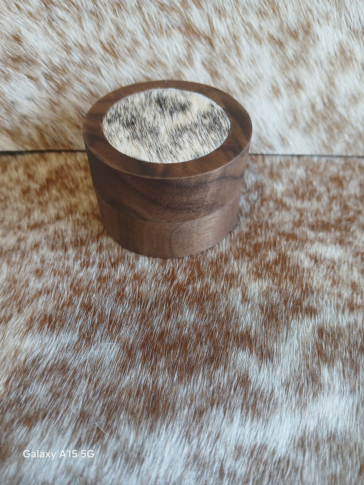 Premium Cowhide Ring Box - Elegant Jewelry Storage