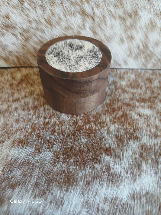 Premium Cowhide Ring Box - Elegant Jewelry Storage